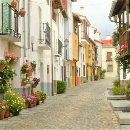 Hostal Candeleda