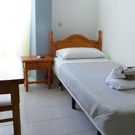 Vendégház Hostal Candeleda