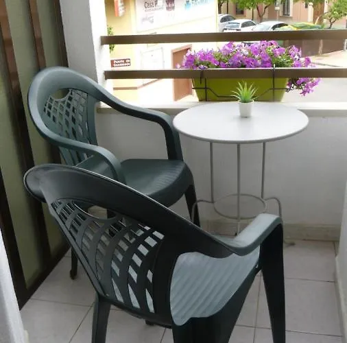 게스트하우스 Hostal Candeleda 칸델레다